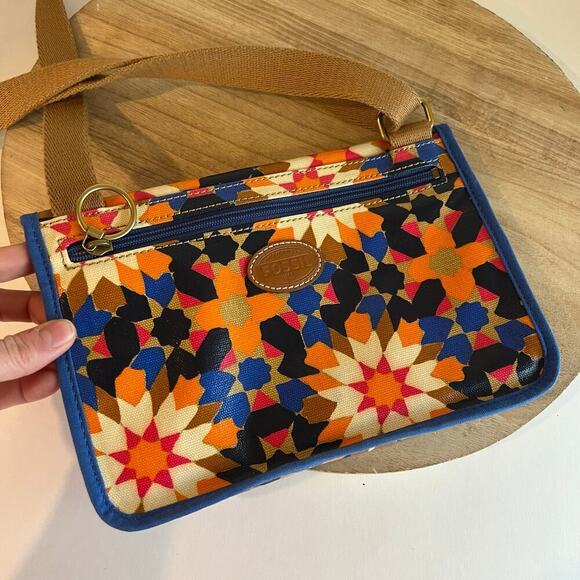 Fossil Bright Printed Indie Floral Slim Medium Crossbody Bag - Picture 7 of 14